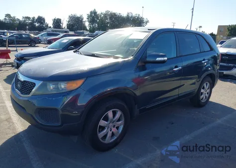 2011 Kia Sorento Lx z USA, uszkodzony, nr VIN 5XYKT3A18BG185517